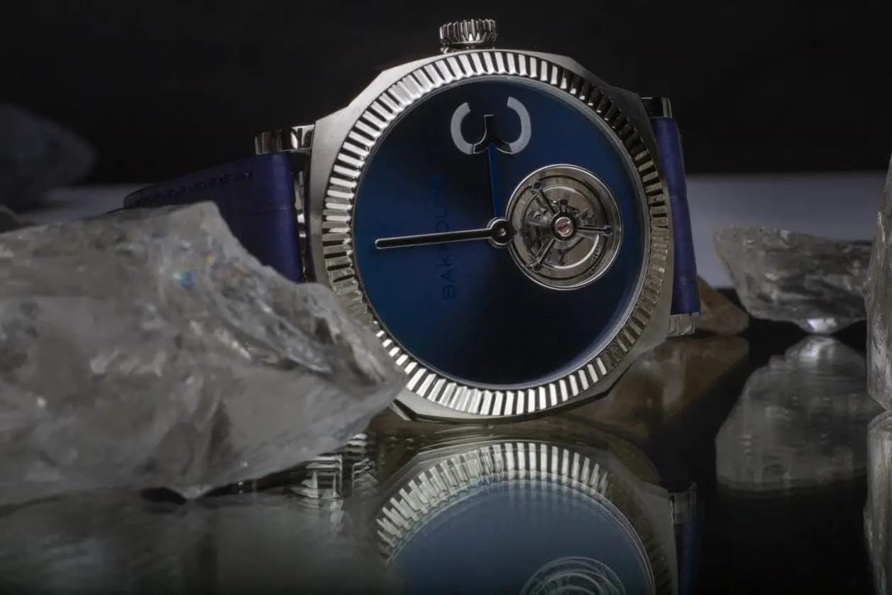 Tourbillon Light Gray - View 2