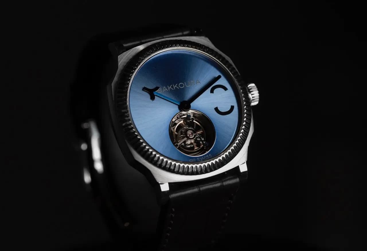 Tourbillon Blue - View 2